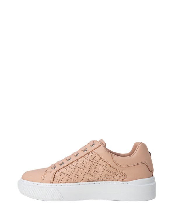 GUESS WOMEN SNEAKERS