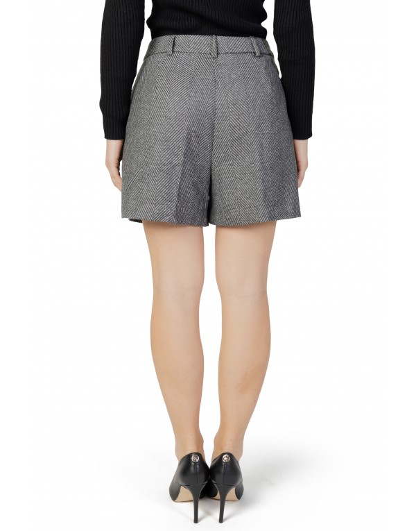 ONLY WOMEN SHORT